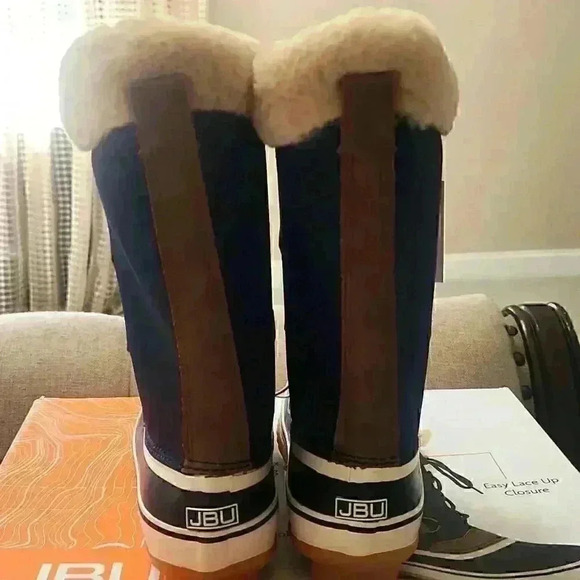 JBU Women's Snowy Lace Up Boots - Picture 4 of 10